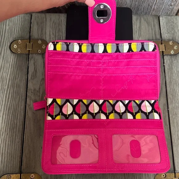 Vera Bradley Fuchsia Pink Quilted Wallet - Picture 7 of 11